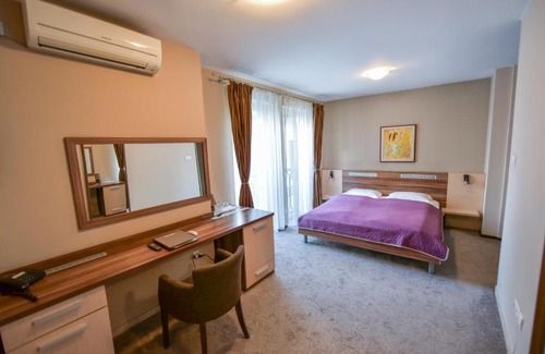 Cacak Cama Y Desayuno | Tema apartments & rooms