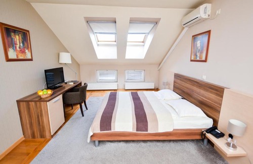 Cacak Cama Y Desayuno | Tema apartments & rooms