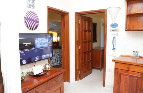 Malindi Apartamento | Tembo Beach Cottage , Ocean Beach Drive