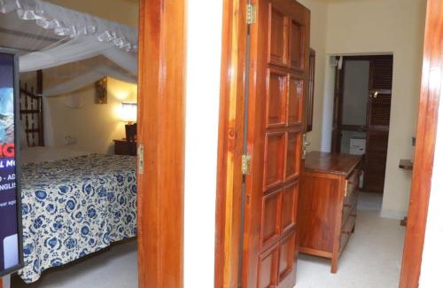 Malindi Apartamento | Tembo Beach Cottage , Ocean Beach Drive