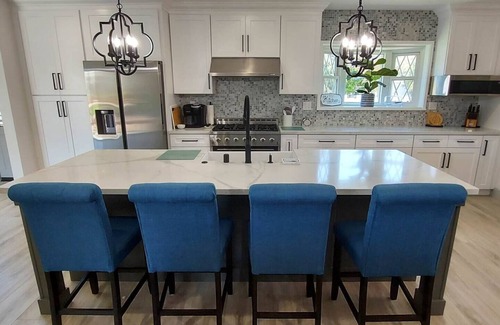 Camarillo Casa | Temp Housing For Insurance/Work/Travel/Remodel!