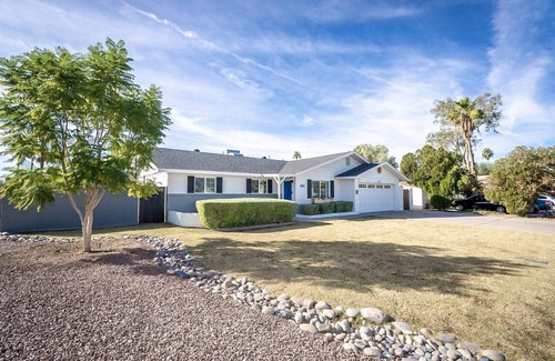 Tempe Casa | Tempe's Hermosa Inn Delight close to ASU, Tempe and Phoenix Sky Harbor Airport