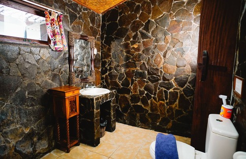 Candi Dasa Hotel | Temple Cafe & Seaside Cottages