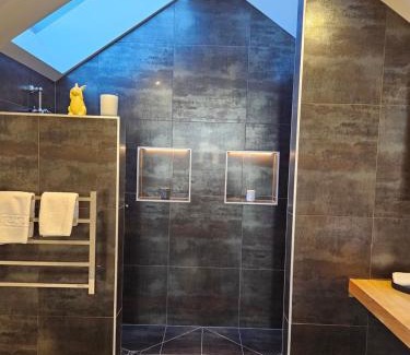 Twizel Casa | Templeton's Stone stay