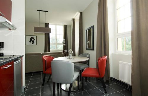 Fontaine Apartamento | Tempologis - Chateau de la Rochette