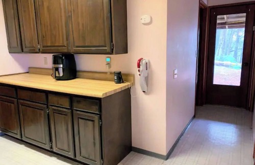 Myers Flat Casa | *Ten Trees* Cabin, Secluded, Near Redwood Parks