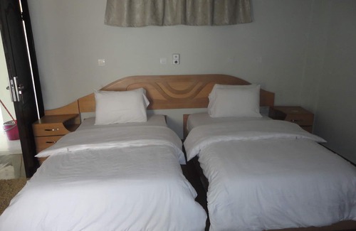 Beyin Hotel | Tenack Beach Resort & Hotel