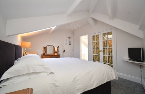 Tenby Hotel | Tenby House