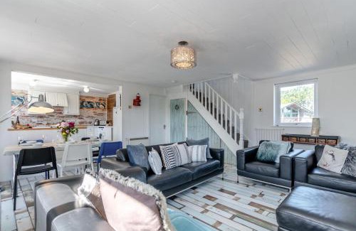 Pembroke Casa | Tenby Lodge