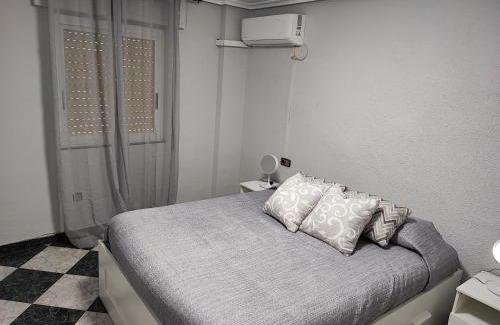 Jaen Apartamento | Teniente Bago con opción de aparcamiento