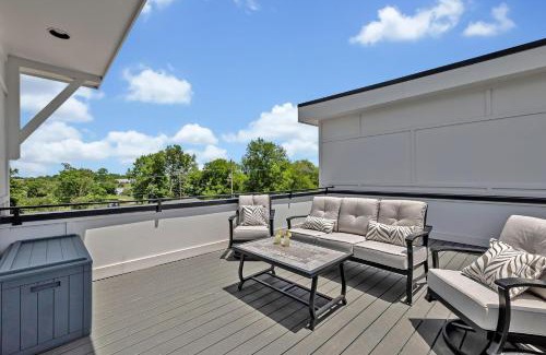 Berry Hill Casa | Tenor - Private Rooftop - 8 mins to Broadway