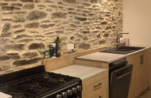 Lacapelle-Pinet Cabina | Tente Glamping Dans le Calme, Avec Piscine, Salle de Bain et Cuisine