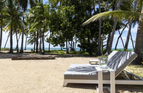 Oak Beach Casa | Tenterfield Beachfront Luxury 4 Bedroom Holiday Home