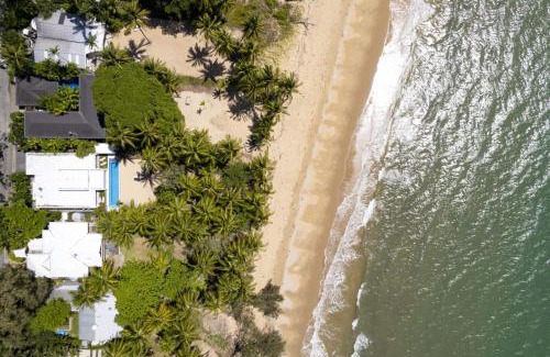 Oak Beach Casa | Tenterfield Beachfront Luxury 4 Bedroom Holiday Home