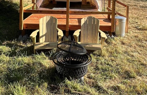 Oregon Coast Alquiler De RV | Tentrr Signature Site - Grandmother Maple Camp...