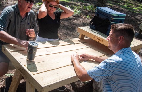 Florence Alquiler De RV | Tentrr Signature Site - The Woods at Black Creek - The Swamp Fox