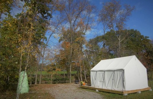 Thompson Ridge Alquiler De RV | Tentrr Signature Site - Tranquility on the Farm: Riverview