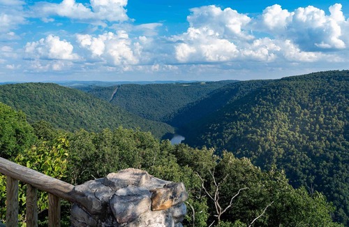Gans Alquiler De RV | Tentrr State Park Site - WV Coopers Rock State Park - Site C - Single Camp