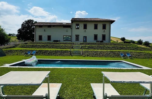 Casale Monferrato Casa | "Tenuta il Galletto Encantadora casa de campo en Monferrato"