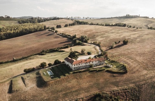 Casale Monferrato Casa | "Tenuta il Galletto Encantadora casa de campo en Monferrato"