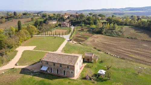 Sovicille Cama Y Desayuno | Tenuta La Santissima