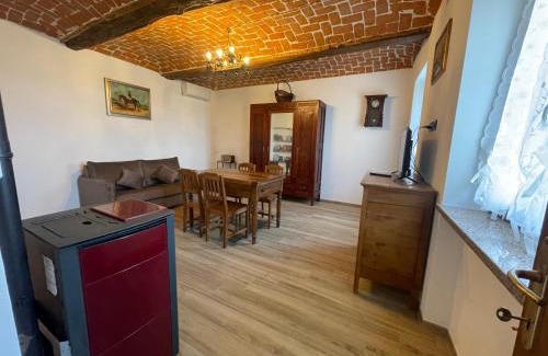 Portacomaro Apartamento | Tenuta Paradiso del Monferrato casa dello zio