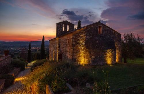 Trevi Casa | Tenuta San Pietro a pettine