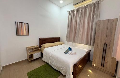 Wakaf Che Yeh Casa | Tepak Nusuk Private Pool Homestay 5 Bedrooms 4 Bathrooms