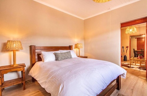 Laingsburg Casa | Tequila Sunrise Cottage at Karoofontein Guest Farm