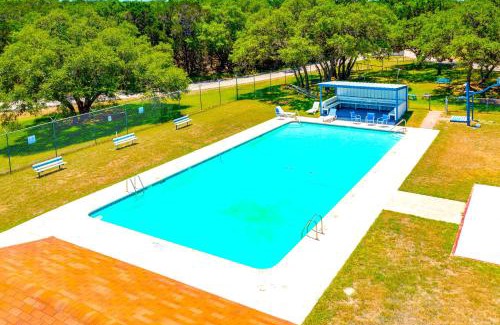 Canyon Lake Casa | Tequila Sunrise hot tub lake view firepit pool