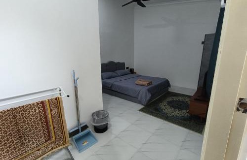 Dungun District Casa | Teratak Adamia Roomstay 02