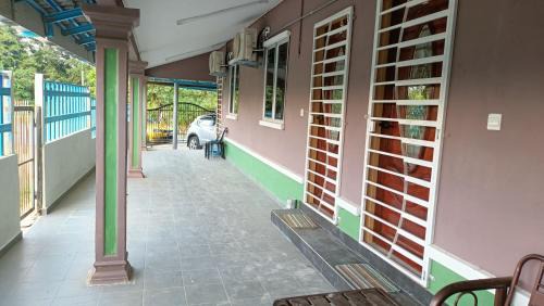 Pasir Puteh Casa | Teratak Cikgu Roomstay