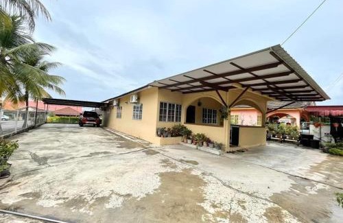 Central Seberang Perai Casa | Teratak LS Homestay