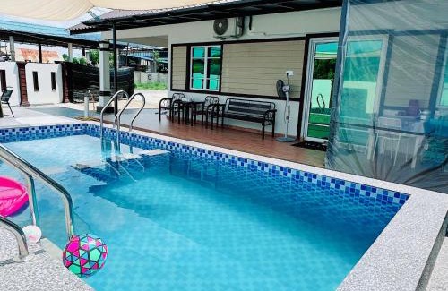 Kampung Kubang Tangga Casa | TeratakAyahBonda
