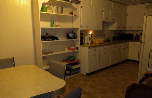 Robbinsville Apartamento | Teresa's Get-A-Ways: Apt. #2 - The Calderwood: Spacious and Restful 8287350996