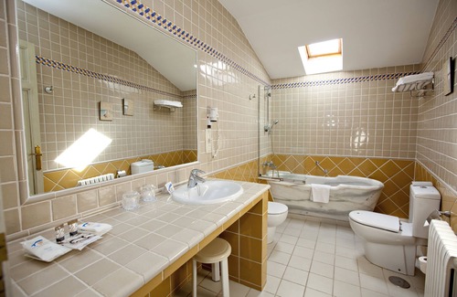 Cuntis Hotel | Termas de Cuntis Hotel Castro do Balneario