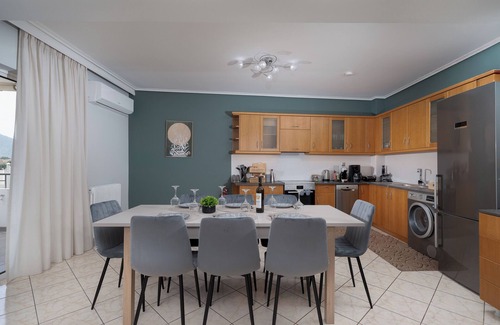 Markopoulon Apartamento | Terminal Square Suites