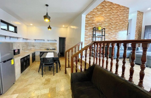 Amadeo Casa | Terra Vascileia w/ garden and mini pool and basketball court along Tagaytay area