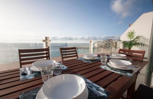 Las Palmas de Gran Canaria Apartamento | Terrace Penthouse Las Canteras beach