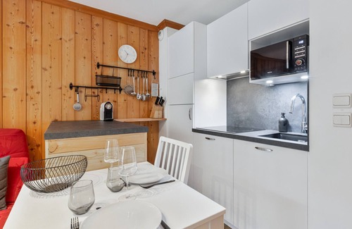 Monetier-les-Bains Apartamento | Apartamento con terraza cerca de las pistas y bienestar