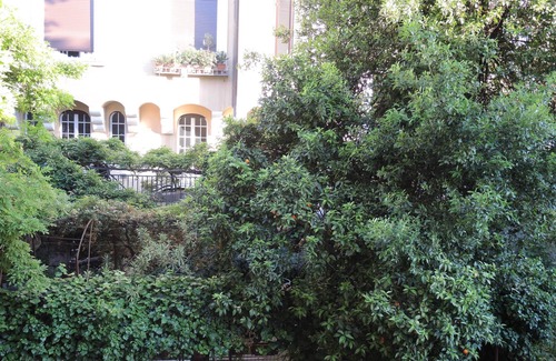 Repubblica Apartamento | Terrace-Best Location-Casa Lux Colosseum, Sunny, Large 3bedroom Apt with AC