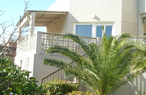 El Moncayo Casa | Bungalow adosado para 4-5 personas, 60m de la playa de arena y cerca del centro