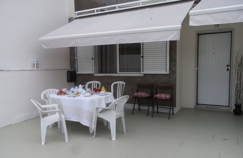 Ericeira Villa | Casa de las Camelias Terraza - I. B. G. (30 min del aeropuerto)