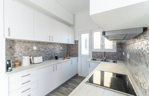 Piraeus Apartamento | Terrace Dreams with Pasalimani View