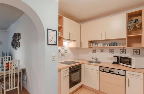 Bad Gastein Apartamento | Terrace Garden Retreat by Interhome
