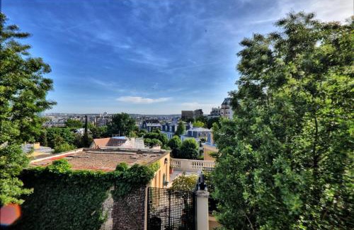 Villa Montmorency Apartamento | Terrace one bedroom lacoste