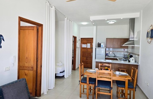 Santiago del Teide Apartamento | Terraza, vista al mar, WiFi, piscina, 20 mts. de la playa