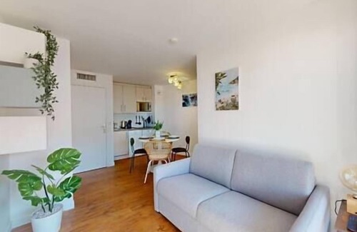 Cannes Old Town Apartamento | Terraza con vista al mar, Piscina, Playa a 200m, A/C