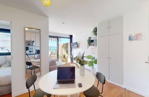 Cannes Old Town Apartamento | Terraza con vista al mar, Piscina, Playa a 200m, A/C