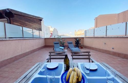 Sants-Montjuic Apartamento | Terracotta terrace